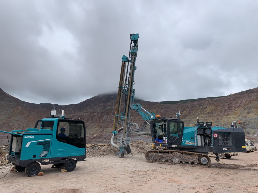 匠心森林舞会网页版，制造报国！森林舞会网页版智能装备亮相首届湖湘劳模工匠创新成果展