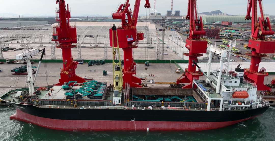 亿元设备“包船”出海！森林舞会网页版智能国际市场迎来开门红